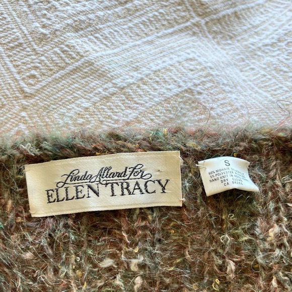 Hand knit mohair sweater vest - Picture 2 of 2